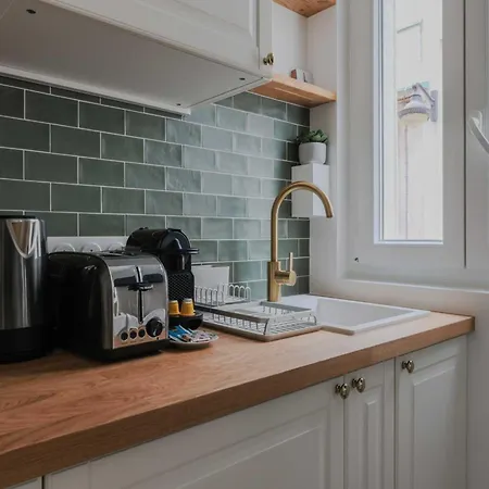 Cozy 1bdr 4p Getaway In *